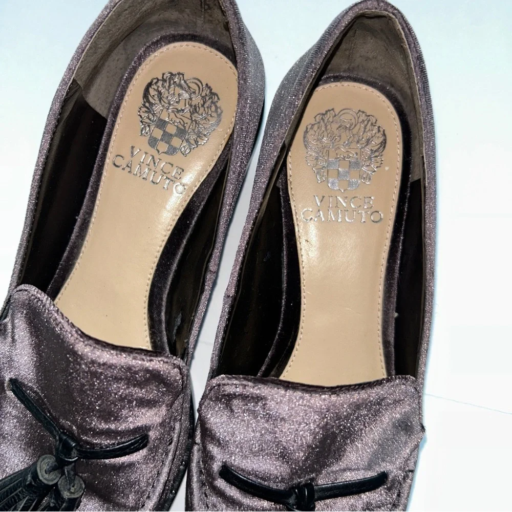 Vince Camuto Vero Cuoio Woman’s Plum Velvet‎ Loafers with Tassels sz 8M